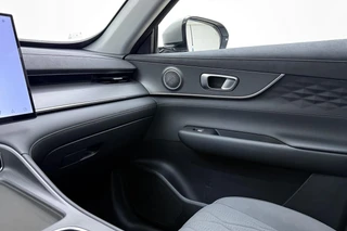 Chery Tiggo 8 Plug-In Hybride 280pk Automaat Unique | 7 jaar Garantie | DEMO | 7 persoons | Lederen bekledig met verwarming en ventilatie | Elektrisch schuif/kanteldak | 360 Camera / 36