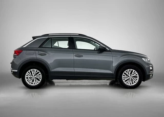 Volkswagen T-Roc 1.0 TSI Style | Adaptive cruise control | Stuur & Stoelverwarming | Camera | CarPlay / 21