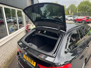 BMW 5 Serie 540I XD Massage Memory Stoelkoeling Parfum Panoramadak Stoelverwarming voor en achter Ramvol! / 20