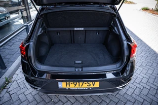Volkswagen T-Roc 1.5 TSI Sport | Climate | Navi | Cruise | Camera | PDC / 7