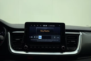 Kia Stonic 1.0 T-GDi MHEV DynamicPlusLine | Navigatie | Apple Carplay | Cruise Adaptief | Climate Control | Camera+sensoren | Keyless Entry&Start / 22
