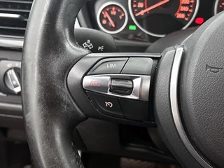 BMW 3 Series Touring 316i M Sport Stoelverwarming | Cruise Control | Parkeersensoren / 17