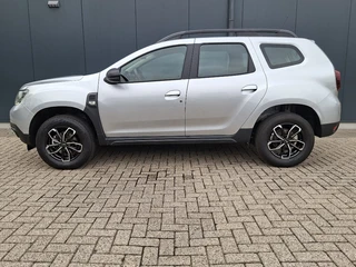 Dacia Duster 1.3 TCe 130pk Comfort * Navigatie * Cruise Control * Airco * / 28