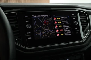 Volkswagen T-Roc 1.5 TSI 150pk DSG Sport Trekhaak Virtual cockpit Adaptive cruise Stoelverwaming PDC / 27
