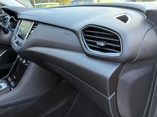 Opel Grandland X 1.6 Turbo Hybrid4 Automaat Ultimate | ECC | Navigatie | Leder | Winterpakket | Stoelventilatie | Camera | Trekhaak | 19" LM-Velgen | Zeer kompleet / 46