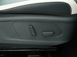 Kia Sportage 1.6 T-GDi Hybrid GT-PlusLine  - Stoel ventilatie - Stoel/Stuur verwarming - Head-up display - Matrix led koplampen - Adaptive cruise control - Electrische achterklep - Harman Kardon Speakers - Geheugen - Fabrieksgarantie t/m 19-09-2032 / 43