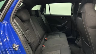 Skoda Scala 1.0 TSI Sport Business LM CRUISE CARPLAY ECC. / 6