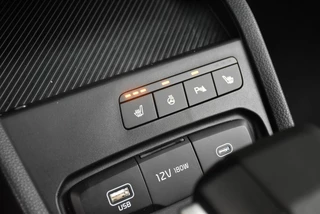 KIA Stonic 1.0 T-GDi MHEV 100pk DCT7 DynamicPlusLine / 27