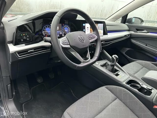 Volkswagen Golf Variant 1.0 TSI Life / 18
