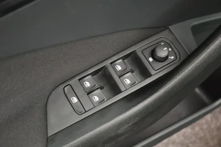 Škoda Scala 1.0 TSI 110pk H6 Sport Business / 14