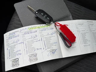 Opel CORSA 1.2 Elegance navi / stoelverwarming / 25