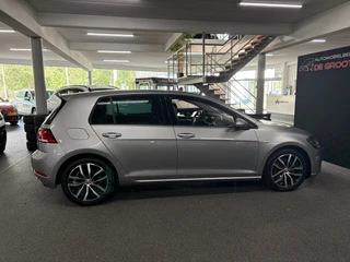 Volkswagen Golf 1.5 TSI Highline/ NL auto/ Pano/ Parkeersensoren / 7