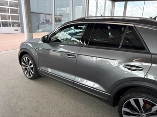 Volkswagen T-Roc 1.5 TSi 150PK DSG Sport Bns R-Line  AFN.TREKHAAK/19INCH/CAMERA/NAVI/VIRTUAL/CARPLAY/PDC / 15