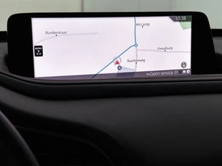 Mazda CX-30 2.0 e-SkyActiv-G M Hybrid Homura | Adaptive Cruise | Stoelverwarming | CarPlay | HUD | Camera | Parkeersensoren / 27