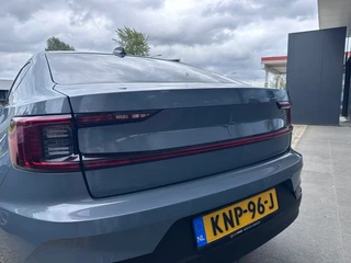 Polestar 2 Standard Range Single Motor 64KWh '' Allseasonbanden - Privacy Glass '' / 15