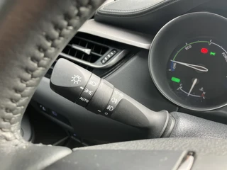 Toyota C-HR 1.8 Hybrid Active AUT  | 1e eigenaar | navigatie | camera | apple carplay | cruise control | 36.000 KM / 31