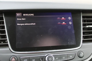 Opel Crossland X 1.2 Innovation  | Winterpack | Trekhaak | Navigatie | Keyless | Parkeersensoren voor + achter / 28