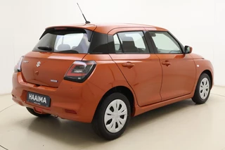 Suzuki Swift 1.2 Comfort Smart Hybrid | Cruise control | Navigatie | Airco | Parkeersensoren / 2