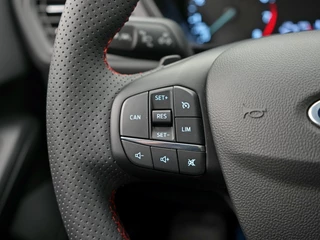 Ford Focus Wagon 1.0 EcoBoost Hybrid ST Line X Navigatie | Trekhaak | Panodak | / 23