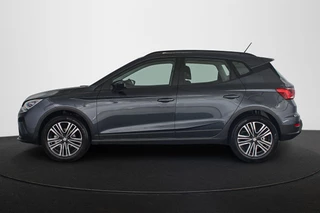SEAT Arona 1.0 TSI Style Business Connect Automaat Trekhaak Stoelverwarming Virtual LED / 29