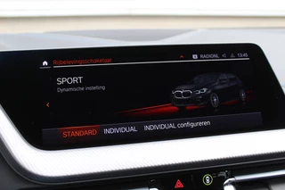BMW 1 Serie 118i Business Edition  | M-Sport | Origin NL | Camera | Trekhaak | Navigatie / 30