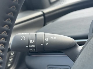 Toyota bZ4X Touring Executive AWD 75 kWh PANO STOEL/STUURVERWARMING STOELVENTILATIE 360-CAMERA PARK-SENSOREN BLIND-SPOT APPLE/ANDROID / 20