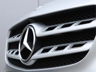 Mercedes-Benz GLA 200 Premium  | Trekhaak | 360 Camera | LED / 10