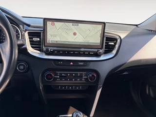Kia XCeed 1.0 T-GDi DynamicPlusLine | Stoel- en stuurverwarming | Keyless entry/start | Achteruitrijcamera | Parkeersensoren achter | Apple/Android Carplay | Cruise control | Climate control | Navi / 20