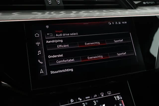Audi Q8 e-tron 50 quattro 340pk Advanced Edition 95 kWh SOH 100% Camera Memory ACC HUD Stoelverwarming Keyless Navigatie / 30