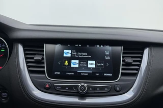 Opel Grandland X 1.6 Turbo Hybrid Elegance Automaat | Lederen bekleding | Stoelverwarming en ventilatie | Electrische achterklep | Keyless | Navigatie | DAB radio / 30