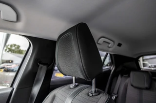 Peugeot 2008 1.2 PureTech Allure Pack  | Camera | Trekhaak | LED / 13