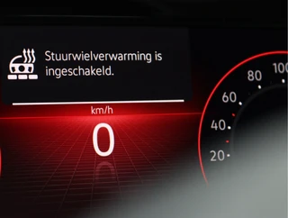 Volkswagen Golf 1.5 eTSI  | Pano | IQ.light | Winter pakket | Org. NL / 41