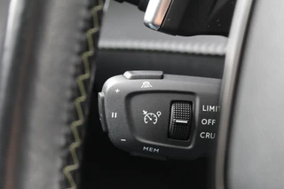Peugeot 208 1.2 PureTech 131PK GT-Line  | Panoramadak | 3D Cockpit | BLIS | Navigatie / 17