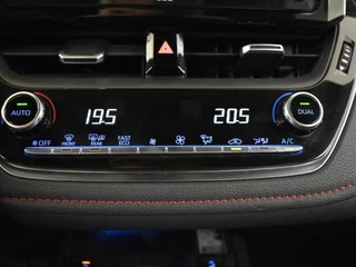 Toyota Corolla 2.0 Hybrid Executive | JBL-audio | Trekhaak | Head-up | PDC / 27
