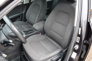 Audi A4 Limousine 1.8 TFSI,**Nieuwe Motor** Automaat Cruise Control, Airco, PDC V+A, Navi, Prijs Is Rijklaar Inclusief 6 Maanden Garantie / 13
