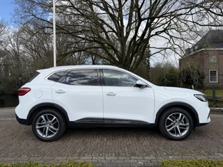 MG EHS 1.5 TGDI Luxury PHEV / 22