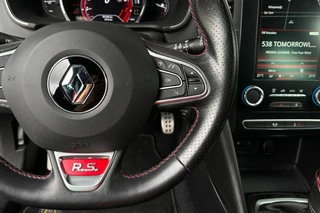 Renault Mégane 1.8 RS 280pk | HANDBAK | LED | 18" LMV | 4WS | / 17