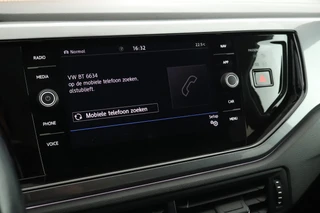 Volkswagen Polo 1.0 TSI 95pk DSG R-Line Highline Camera Parkeersensor Climate Control Adaptive Cruise / 29