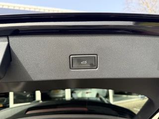 Volkswagen T-Roc 1.5 TSI R-Line Edition  | LED | Keyless | Virtual Cockpit | Apple/Android | Adapt Cruise | PDC v+a incl. camera / 76