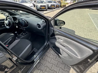 Toyota Aygo X PLAY / 15