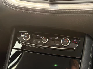 Opel Grandland X 1.6 Turbo Hybrid Business Edition / 26