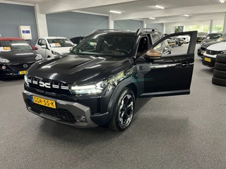 Dacia DUSTER 1.6 Hybrid 140 Extreme NL auto / Eerste eigenaar / Automaat / 35