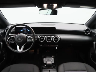 Mercedes-Benz CLA-klasse Shooting Brake 180 Business Solution 136 Pk Automaat | Stoelverwarming | Camera | Cruise Control | CarPlay | Climatronic | 16 Inch | 97.722 Km !! / 34