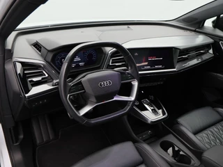 Audi Q4 e-tron 40 Launch edition S Competition 77 kWh 204 Pk | Stoelverwarming | Panorama dak | Adaptive Cruise | Matrix LED | Camera | CarPlay | 21 inch | 93.167 Km !! / 5