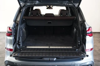 BMW X5 xDrive50e Launch Edition  Panoramadak Leder M-Sport Pro Trekhaak Head-Up / 31