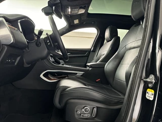 Jaguar F-PACE 2.0 P400e R-Dynamic HSE Black Pack Panoramadak | Massagestoelen + Ventilatie | Head-Up Display / 20