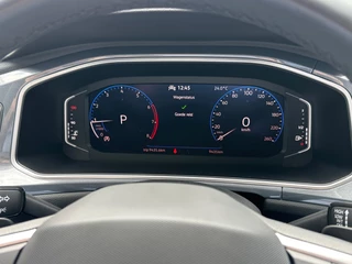 Volkswagen T-Roc 1.5 TSI 150pk DSG Style Carplay | Camera | Keyless | Elek. Achterklep | Rijklaar incl. garantie / 14