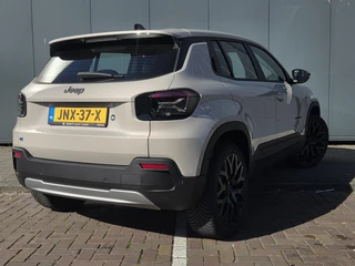Jeep Avenger Altitude 54 kWh | 20'' Brute velgen | Apple-Android | Stoelverwarming / 4