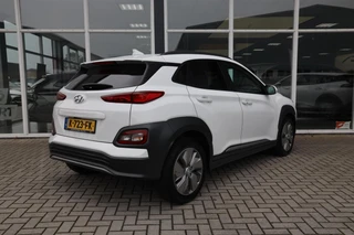 Hyundai Kona EV Fashion 64 kWh|Krell Audio|HUD|Camera|Carplay|SOH 94% / 4