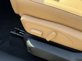 Leapmotor C10 Design REEV 28.4 kWh 218PK Automaat Navigatie, Camera 360, Lichtmetalen velgen, Elektrische Achterklep, Kunstlederen bekleding, Stoel Verwarming & Ventilatie / 17